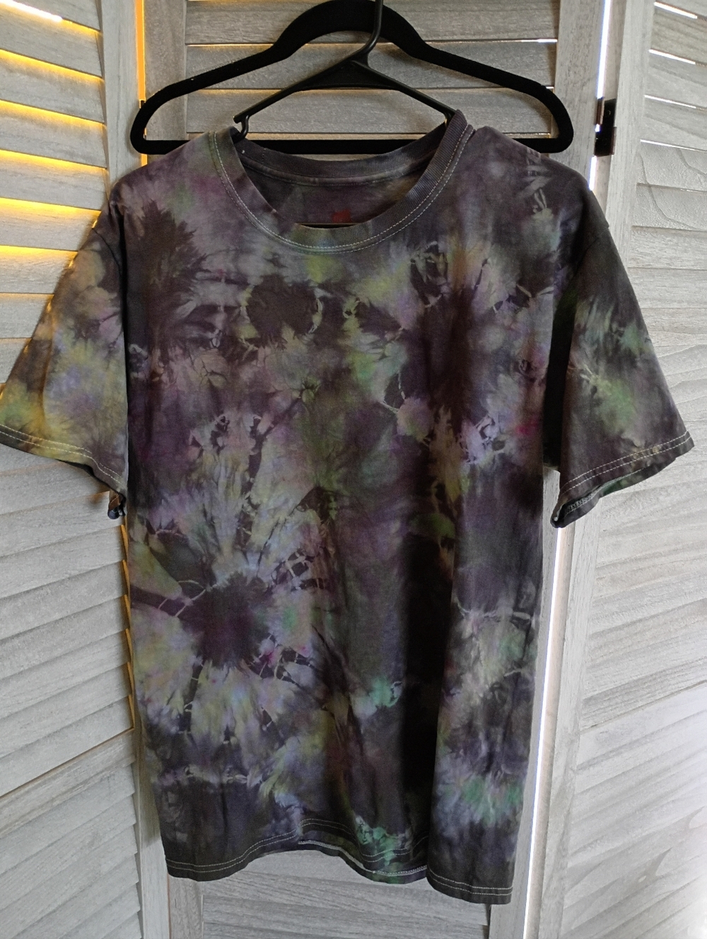 Tie Dye Hanes Comfortsoft Heavyweight Size Medium Crewneck T-Shirt Mens NWOT